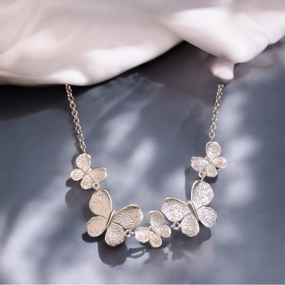 Stamped S925 Silver Butterfly Pendant chain necklace 20 inches.